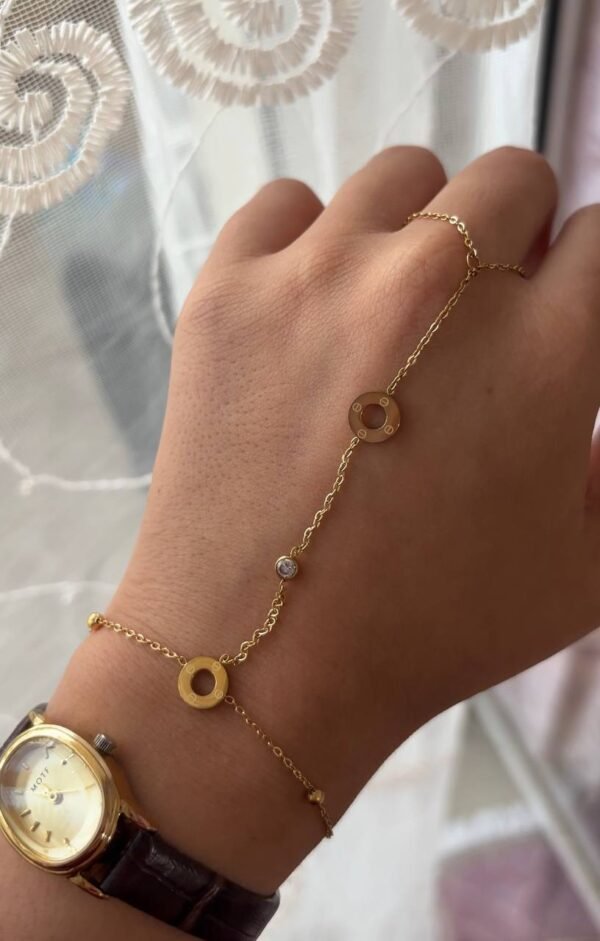 Chaine de main cartier