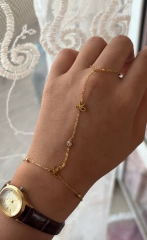 Chaine de main papillon