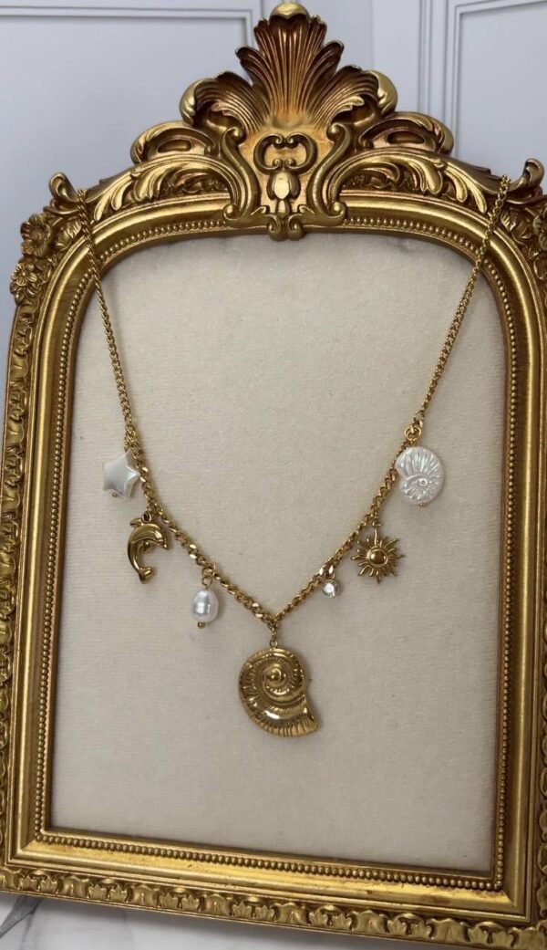 Collier charms